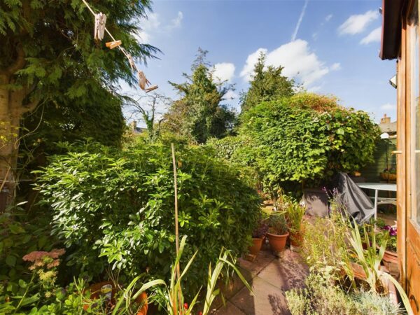 De Quincey Road, London