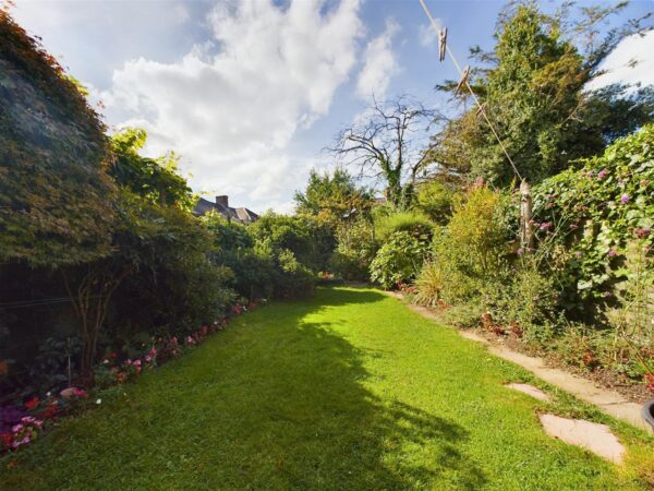 De Quincey Road, London