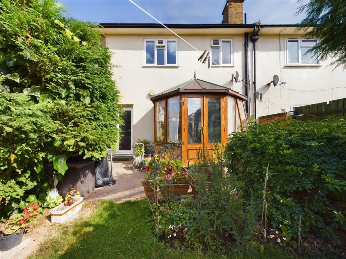 De Quincey Road, London