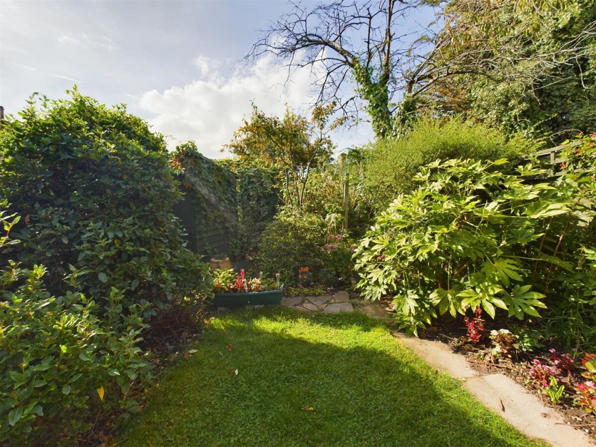 De Quincey Road, London