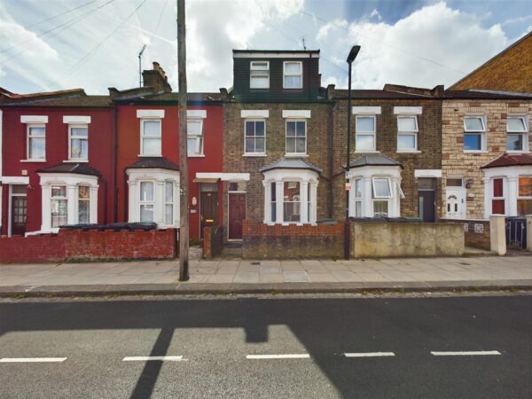 Craven Park Road, London