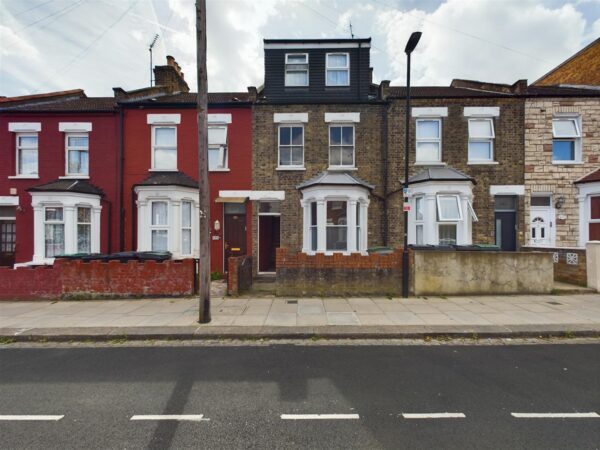 Craven Park Road, London