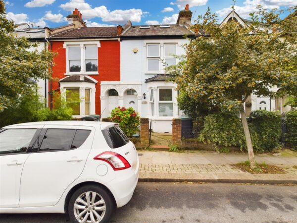 Roslyn Road, London