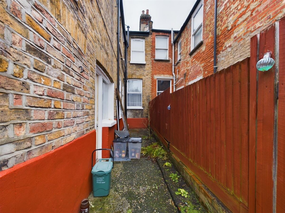 Gloucester Road, Tottenham