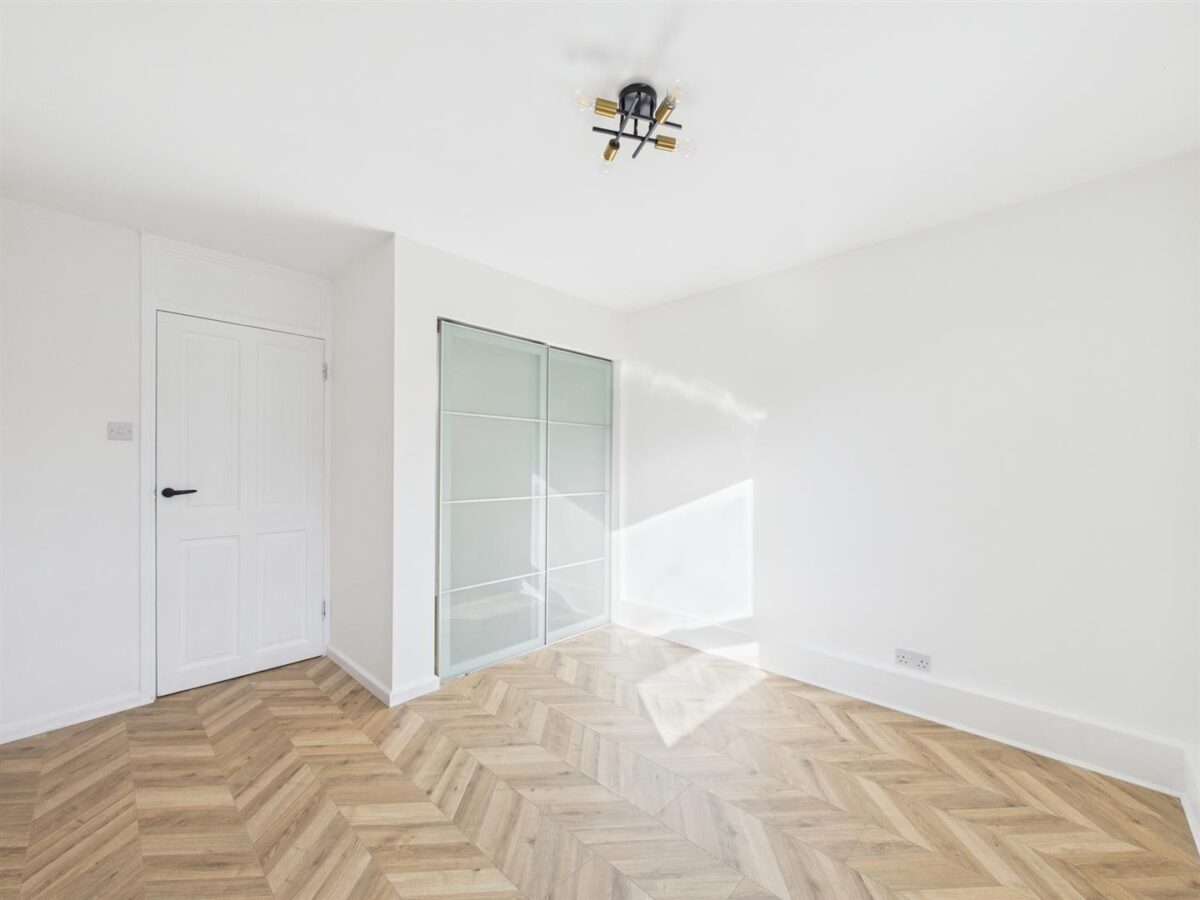 Albert Road, London