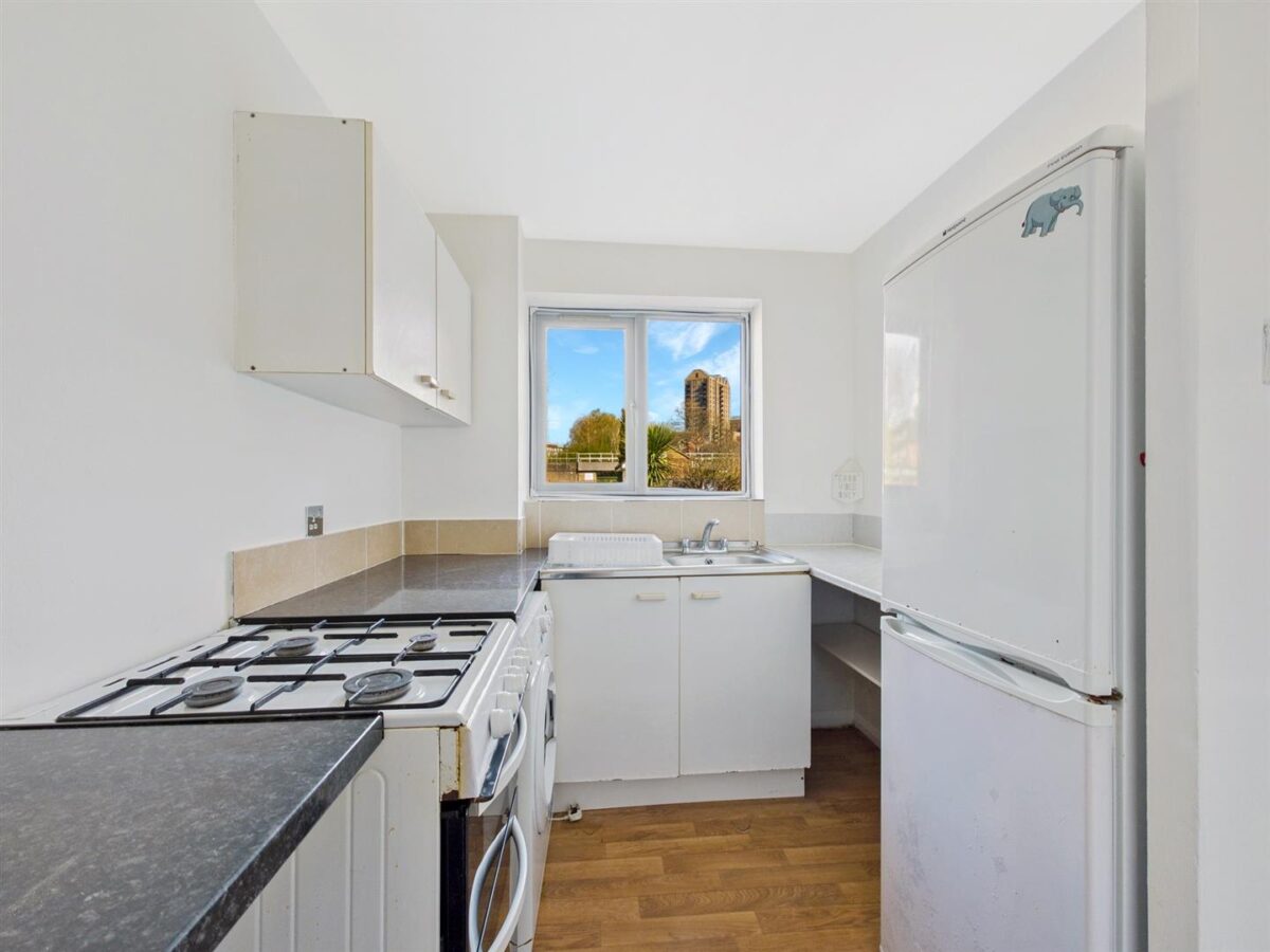 Bream Close, London