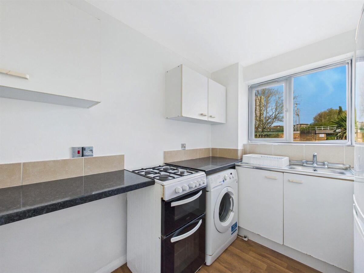 Bream Close, London
