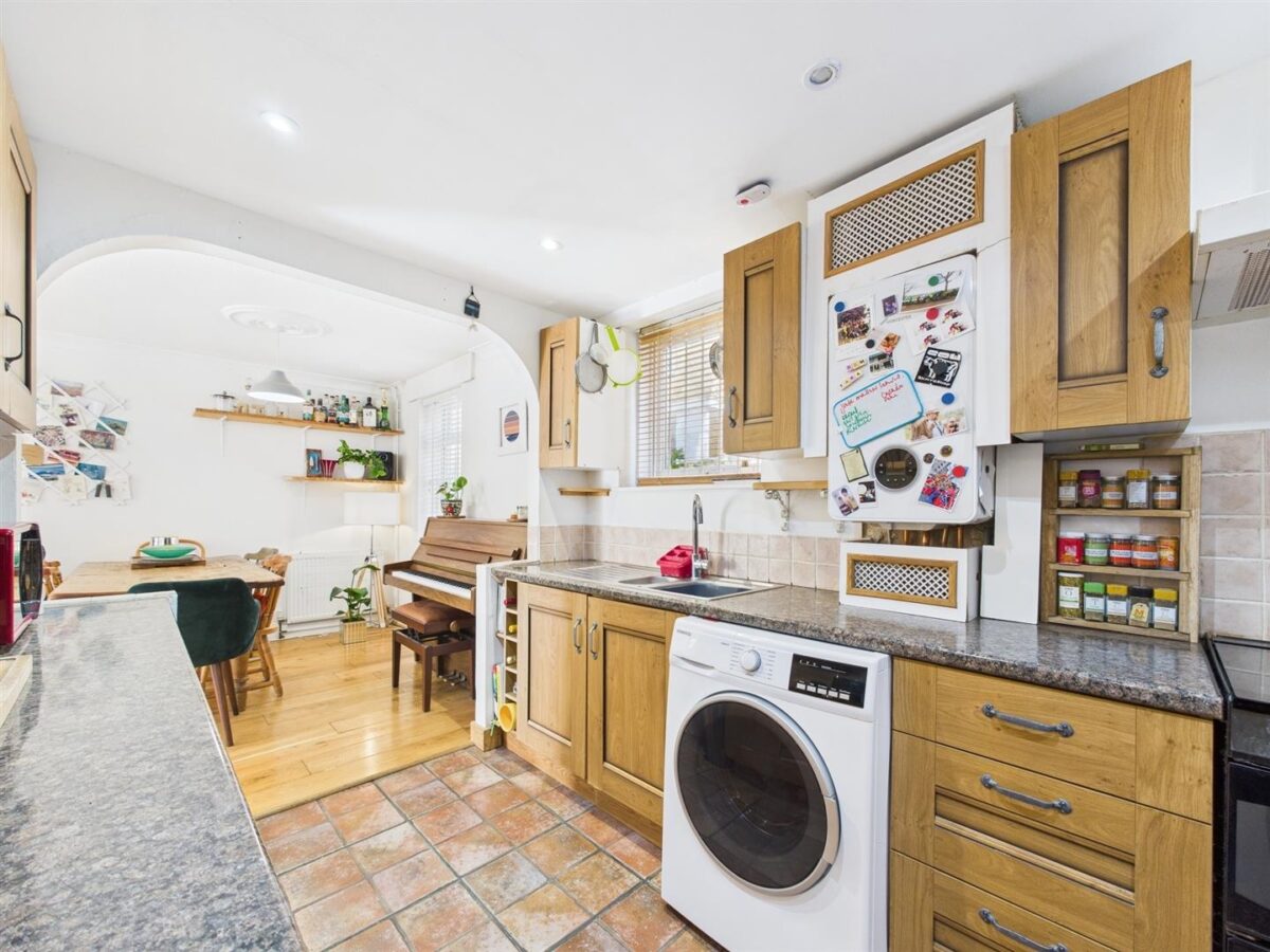 Russell Road, London