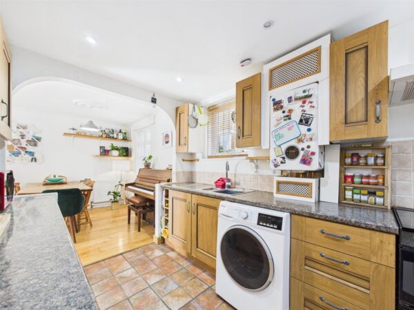 Russell Road, London