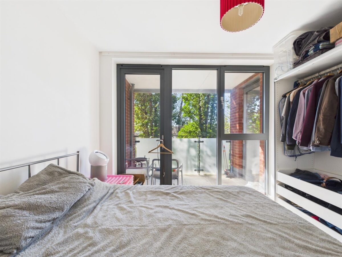 Isobel Place, London
