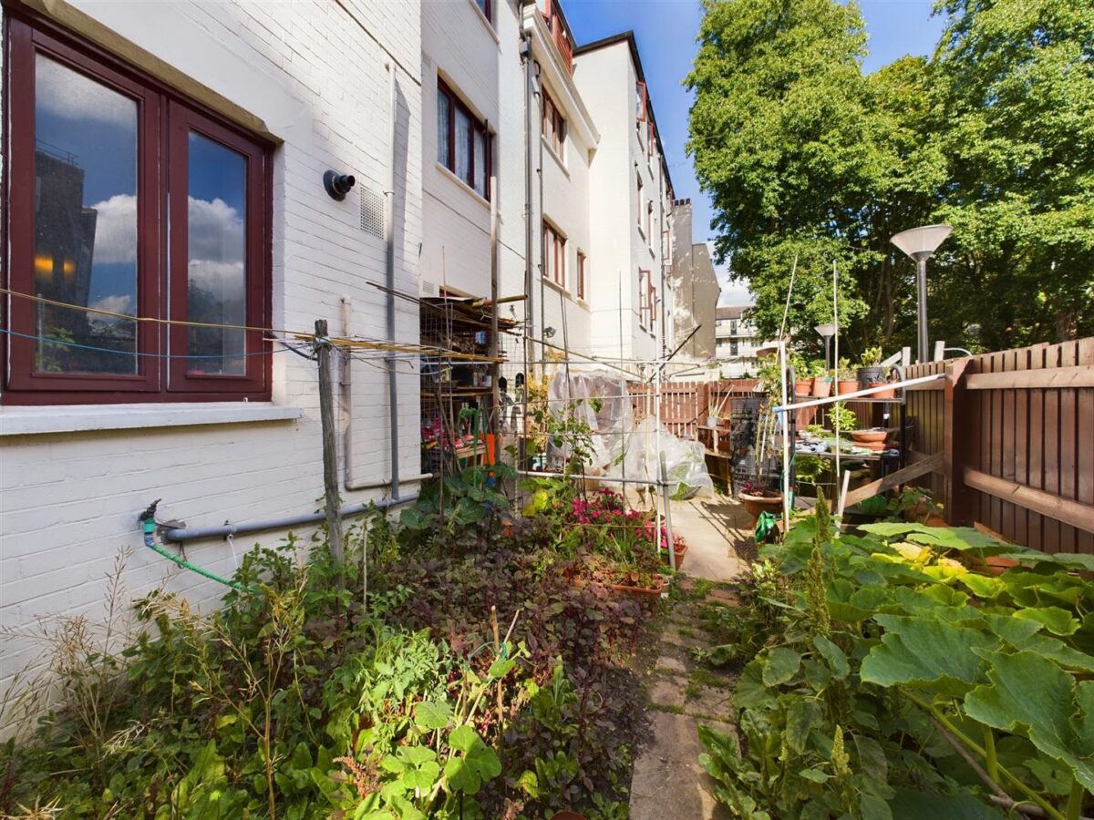 Richmond Grove, London