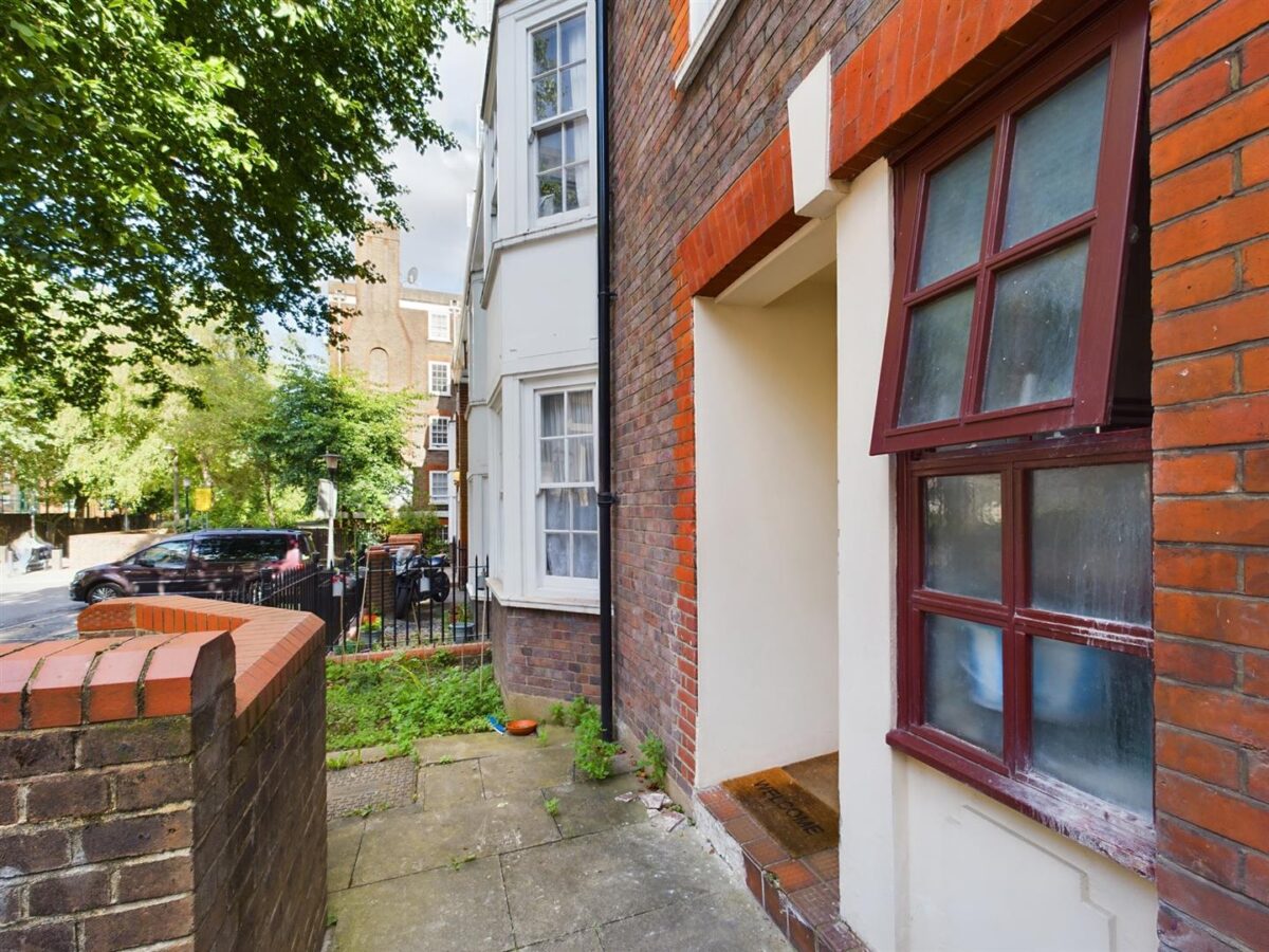 Richmond Grove, London