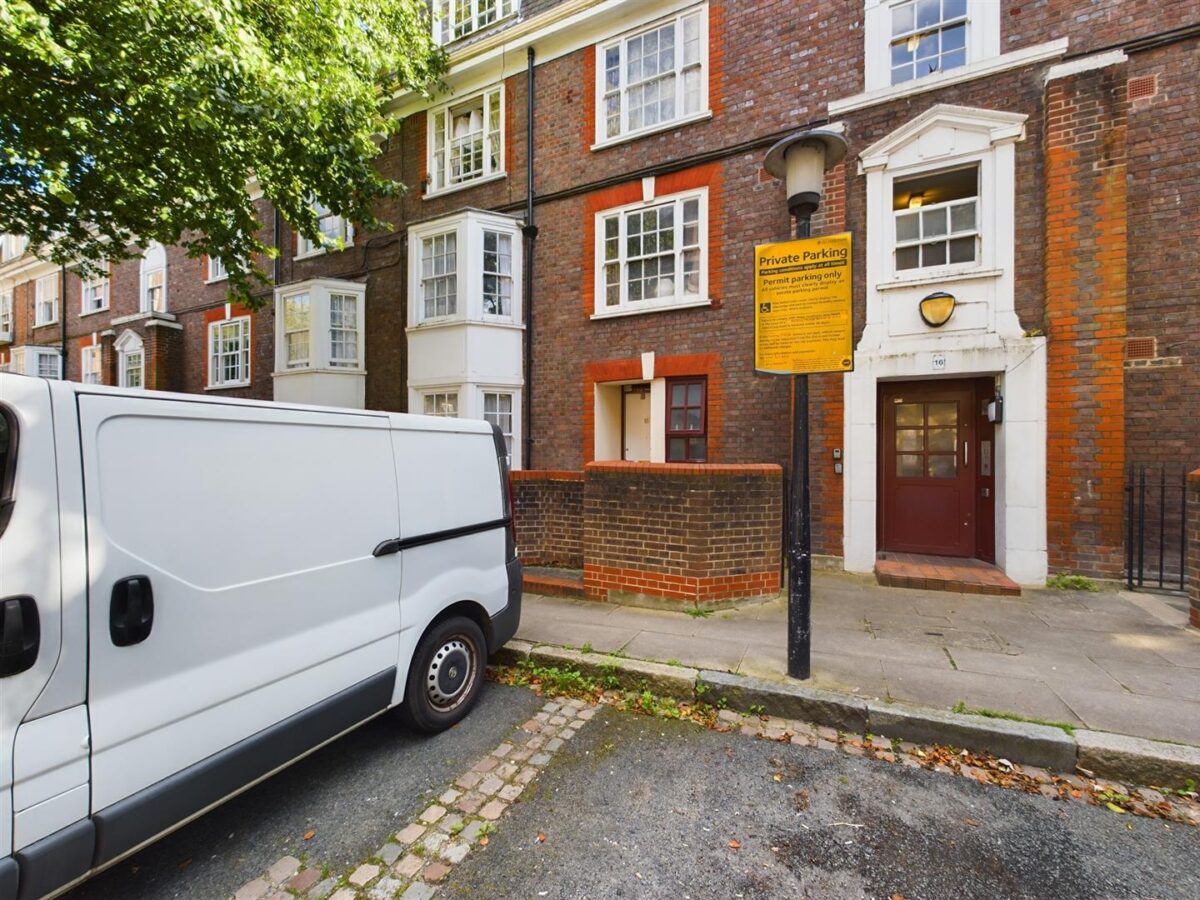 Richmond Grove, London