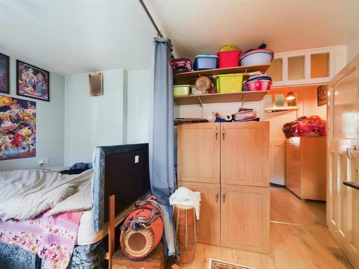 Richmond Grove, London