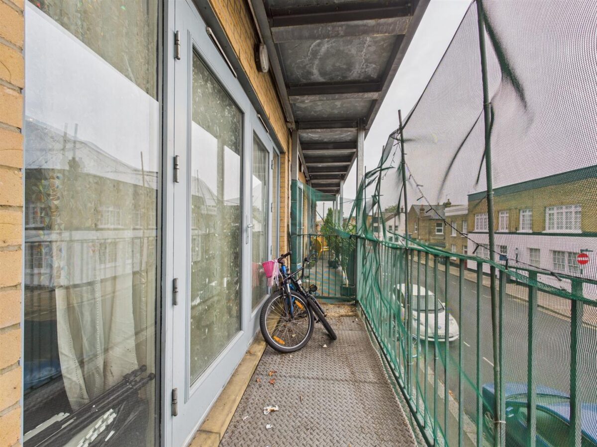 Cornwall Road, London