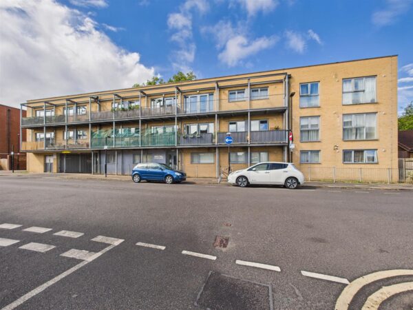 Cornwall Road, London