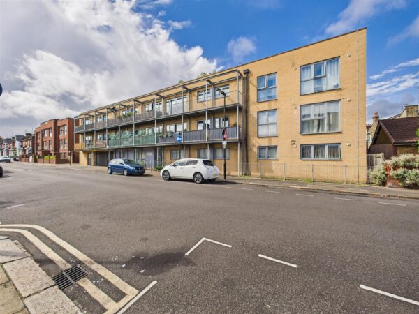 Cornwall Road, London