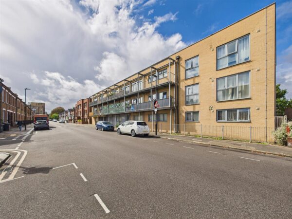 Cornwall Road, London