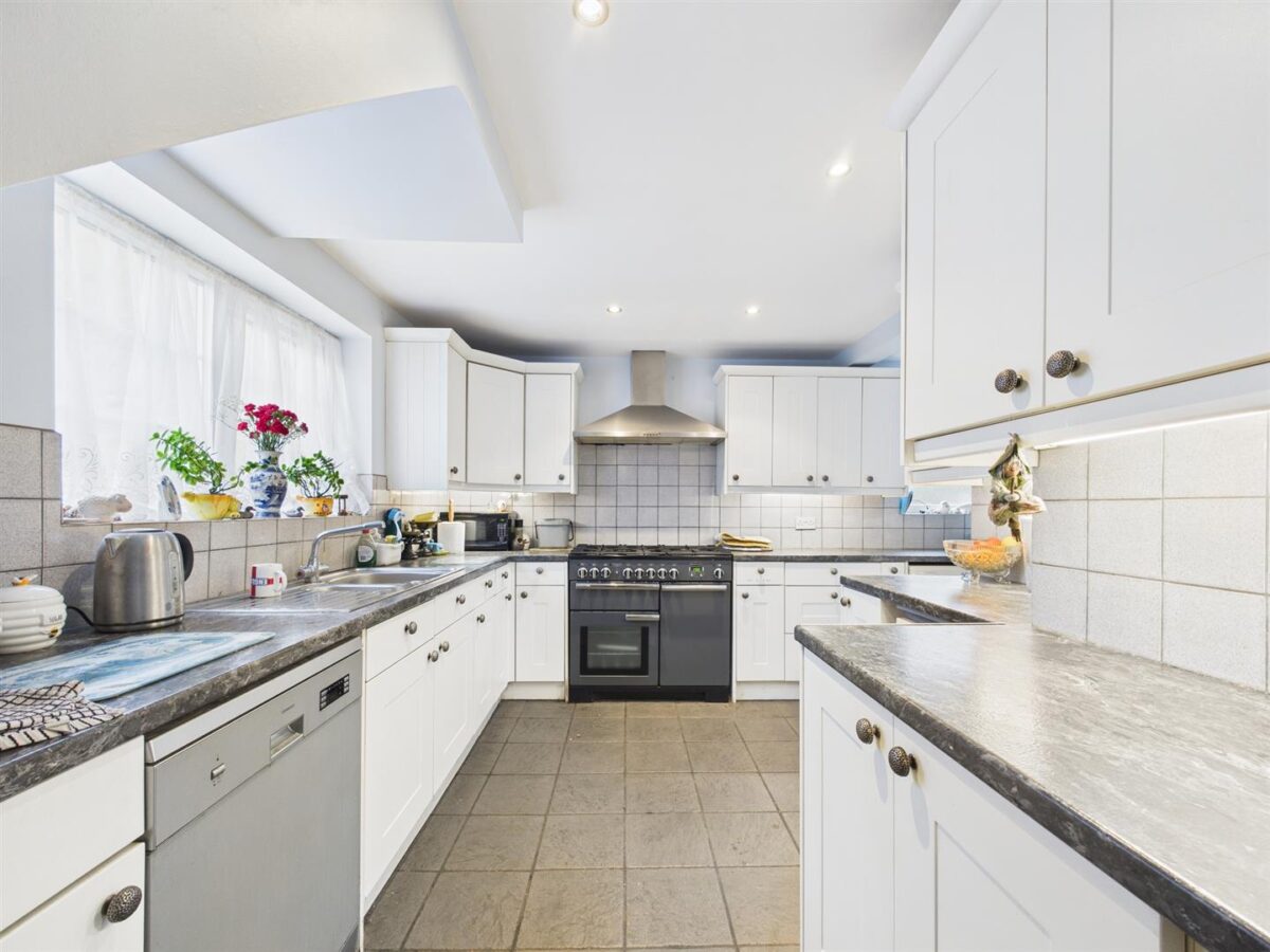 Pentrich Avenue, Enfield