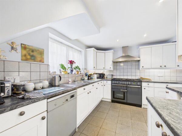 Pentrich Avenue, Enfield