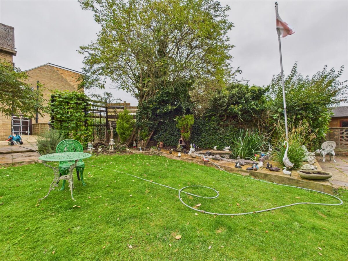 Pentrich Avenue, Enfield