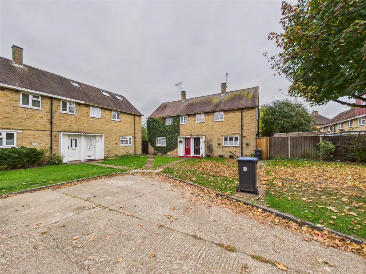 Pentrich Avenue, Enfield