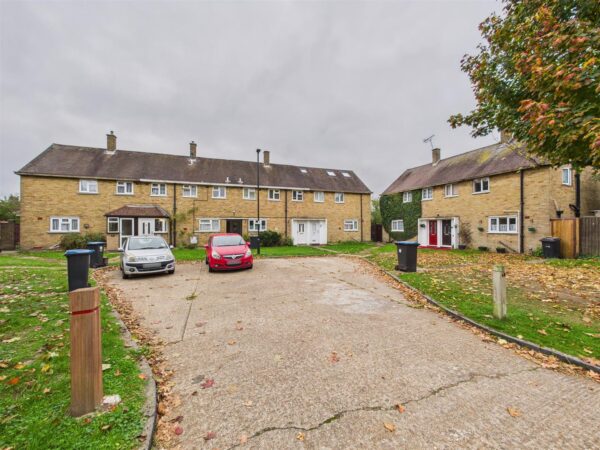 Pentrich Avenue, Enfield