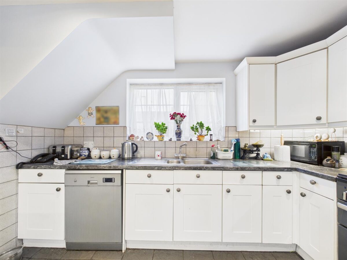 Pentrich Avenue, Enfield