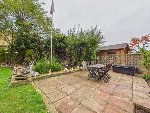 Pentrich Avenue, Enfield