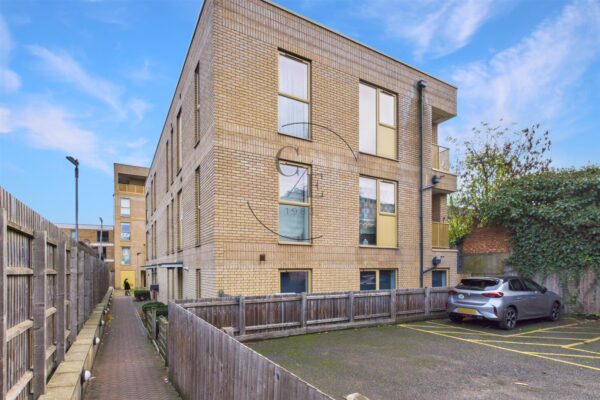 Chalkley House, High Road, London