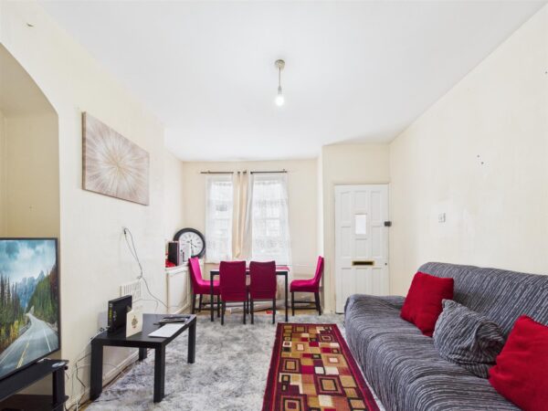 Cumberton Road, London