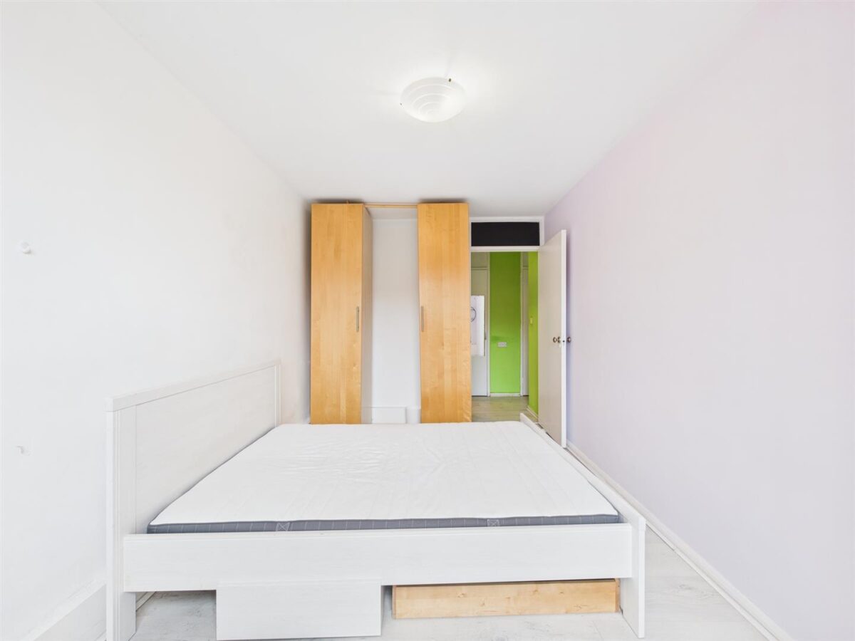 Reedham Close, London