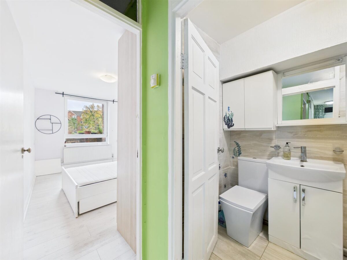 Reedham Close, London