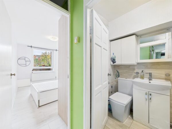 Reedham Close, London