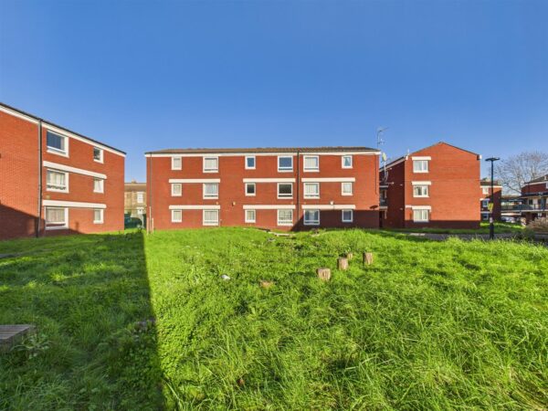 Victoria Crescent, London