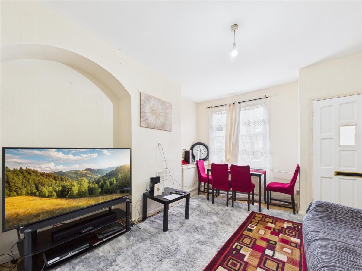 Cumberton Road, London