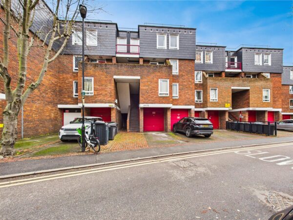 Reedham Close, London