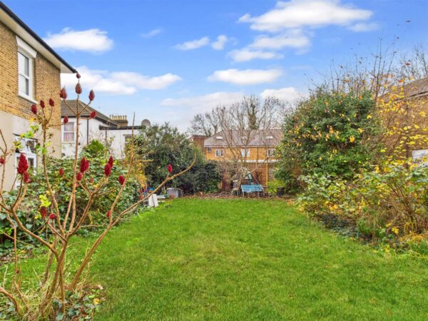 West Green Road, London