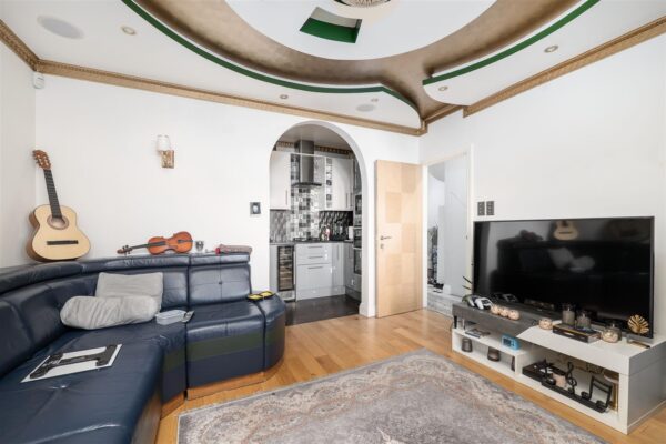 95, Great Cambridge Road, Tottenham, Haringey, Lon