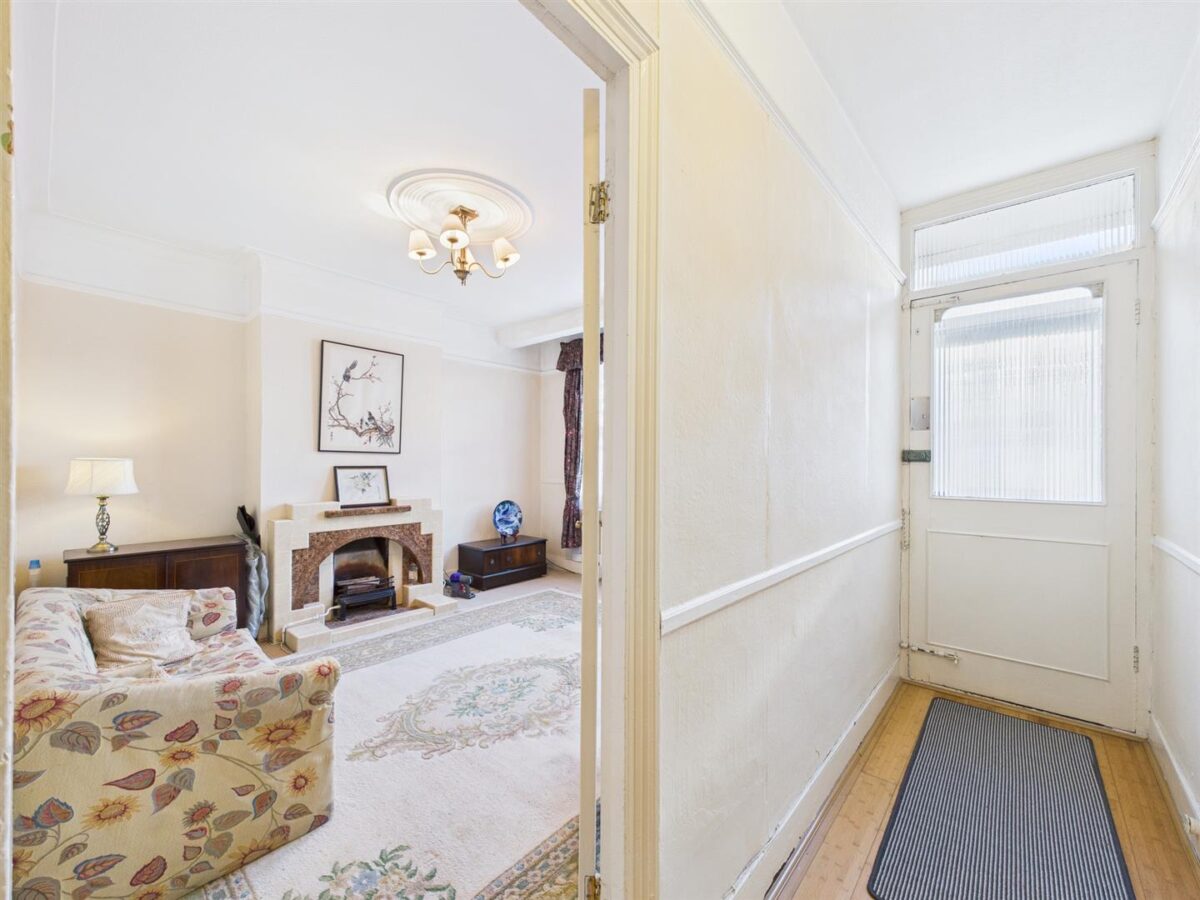 Rosebery Avenue, London