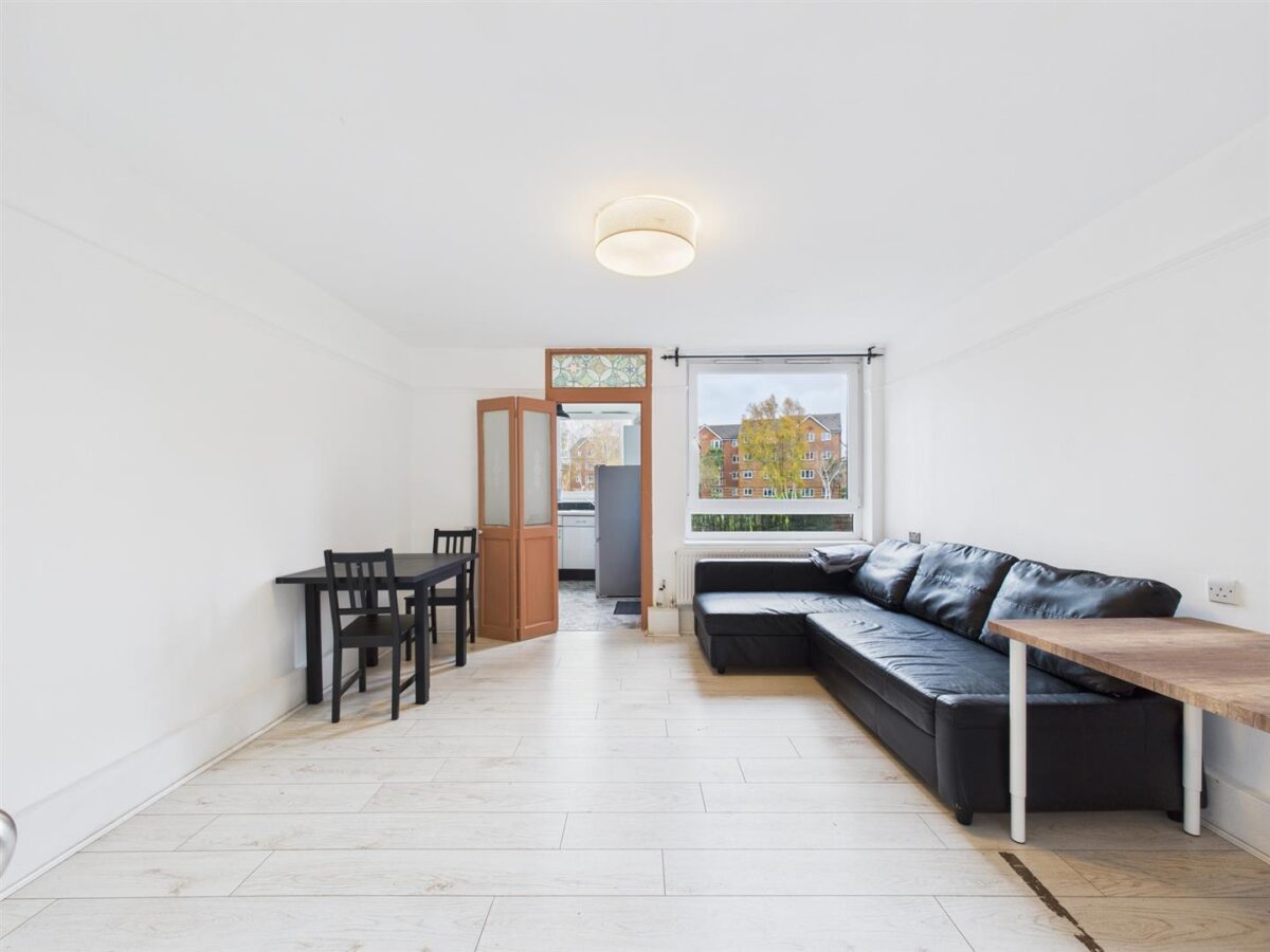 Reedham Close, London