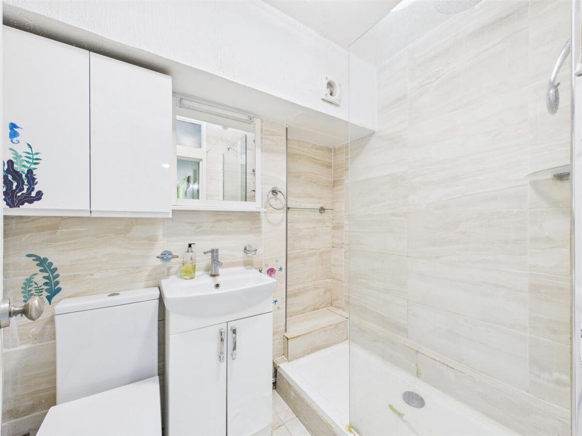 Reedham Close, London