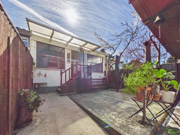 Higham Road, Tottenham, London