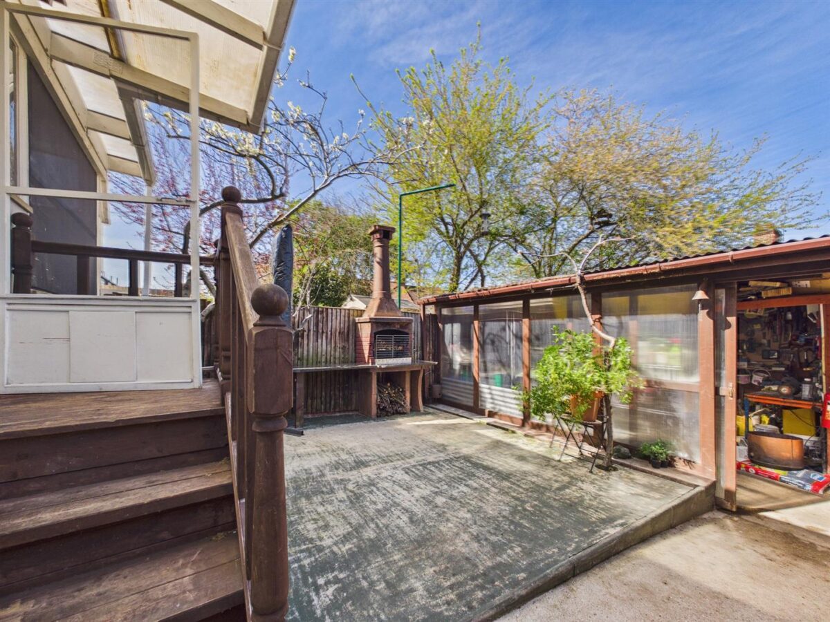 Higham Road, Tottenham, London