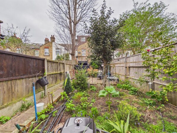 Cissbury Road, London