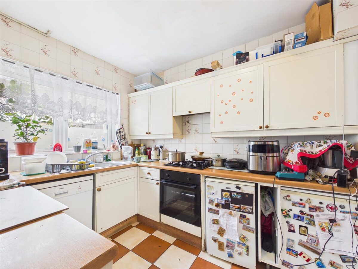 Cissbury Road, London