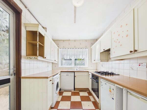 Cissbury Road, London