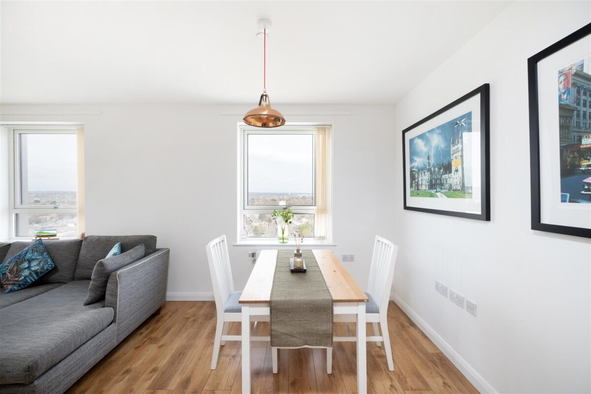 Rivers Apartments N17