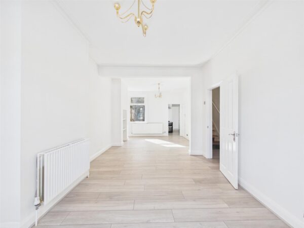 Clonmell Road, London