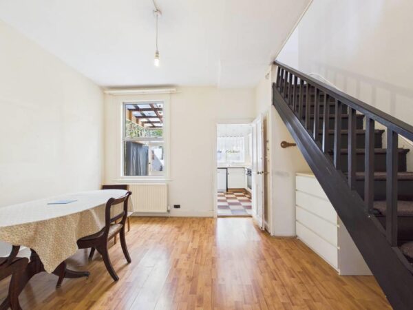 Cissbury Road, London